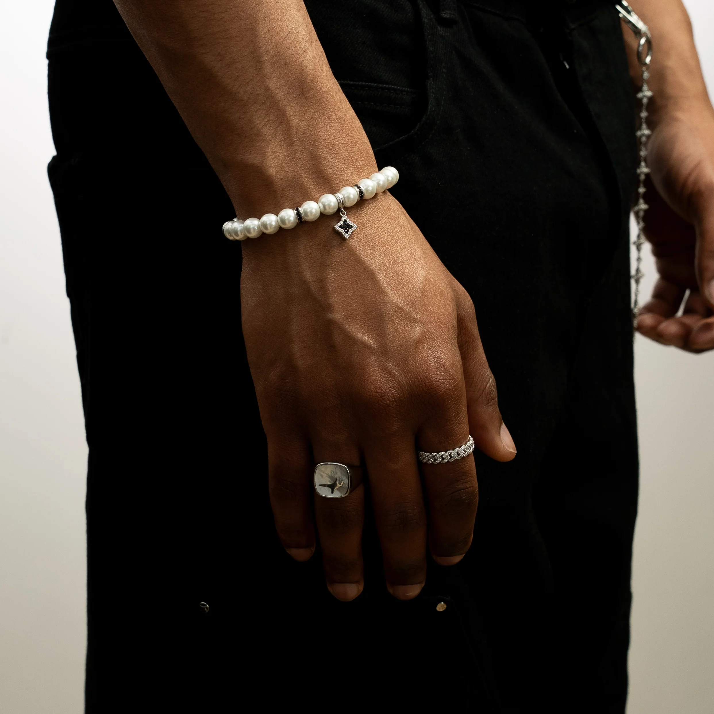 Bracelet Flower Pearl Argenté - Pierres Noires - Image 4