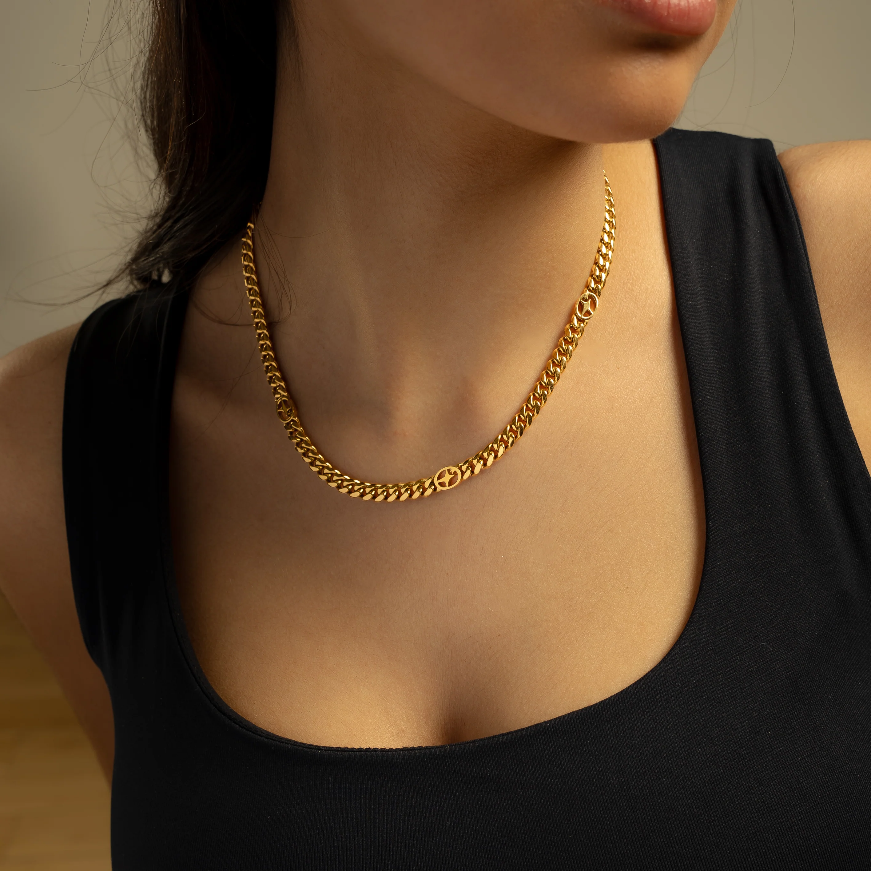 Chaîne Cuban link 6 mm Signature Dorée - Image 2