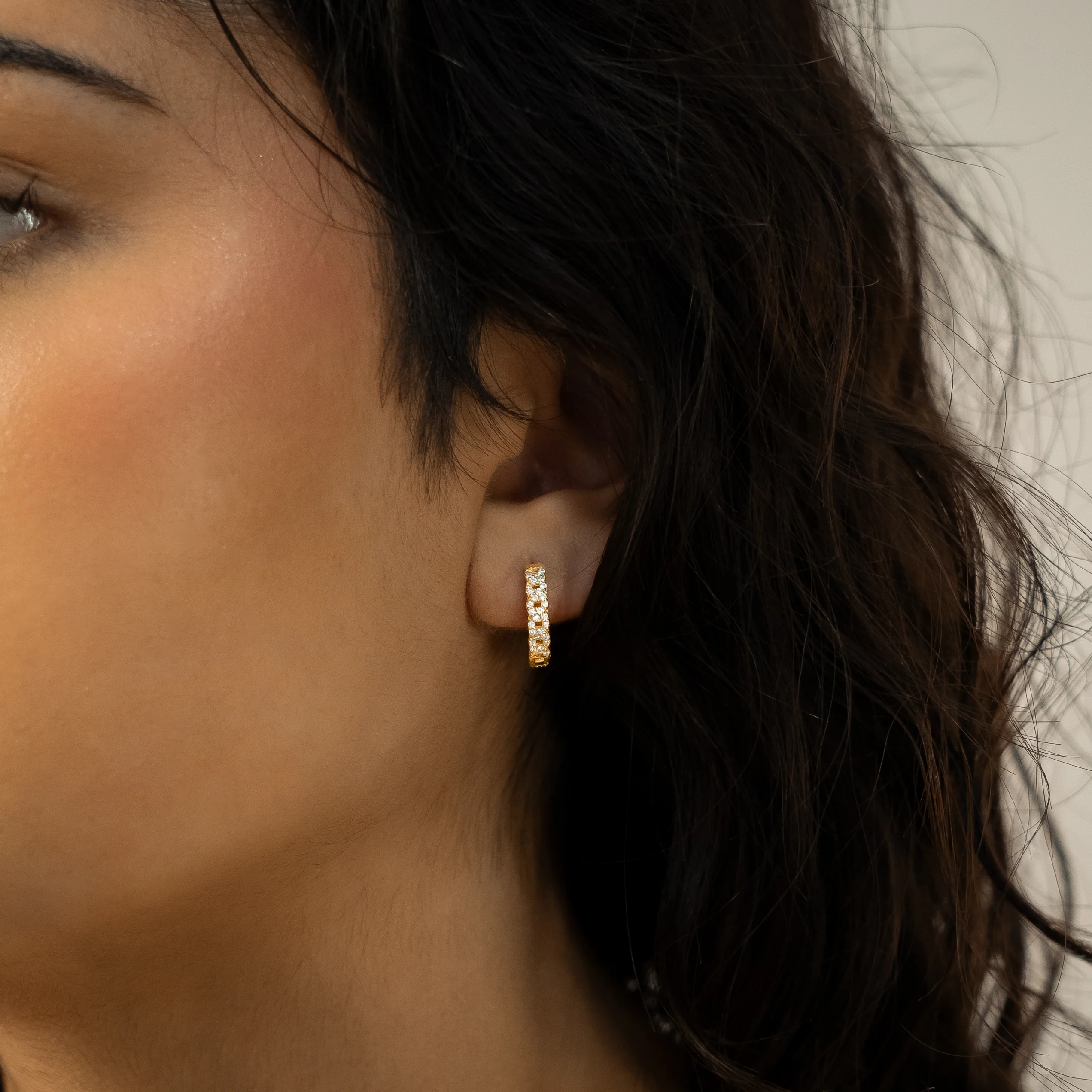 Iced cuban link earrings dorées - Image 2