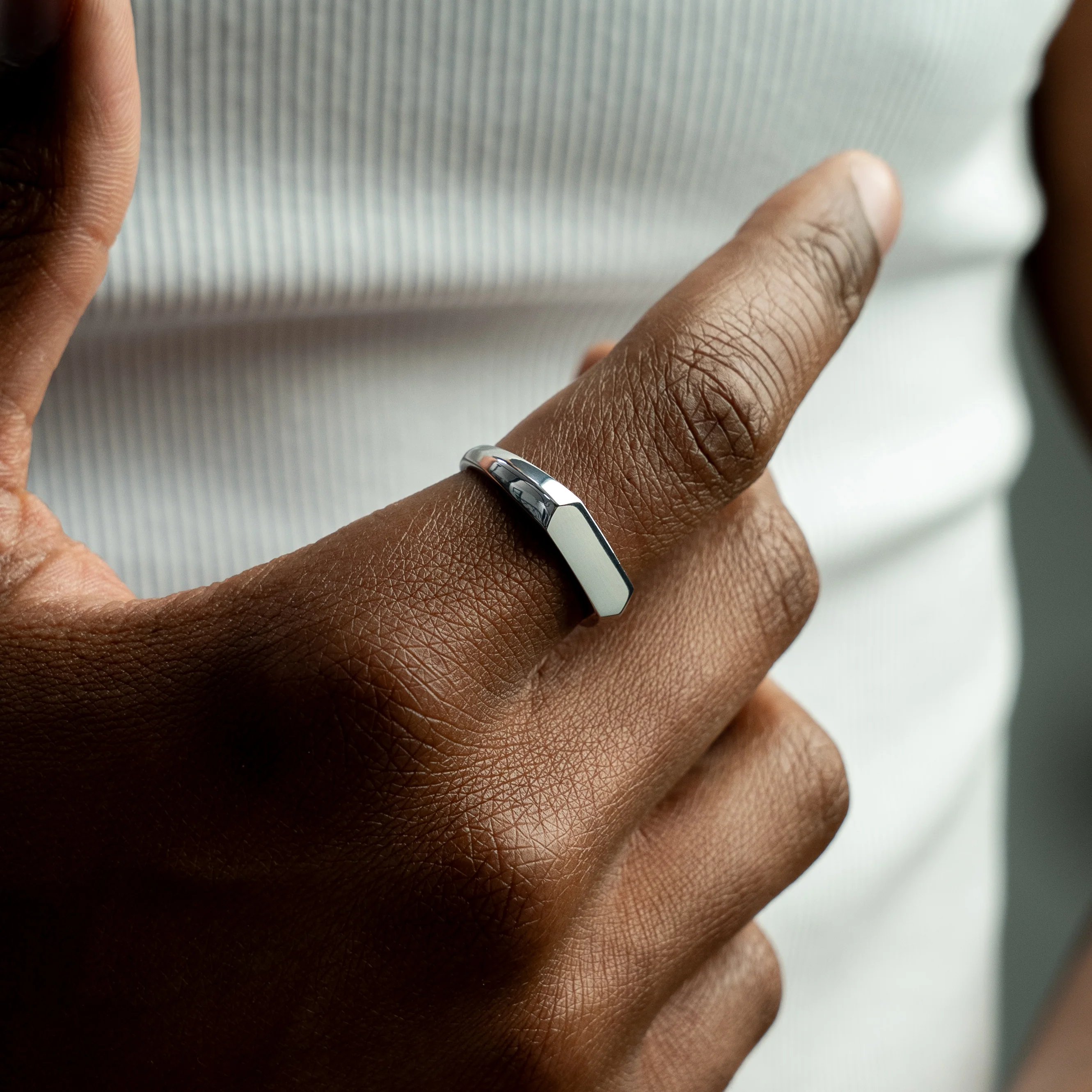 Slim signet ring argentée - Image 3